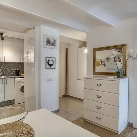 Old Side Two Apartment *