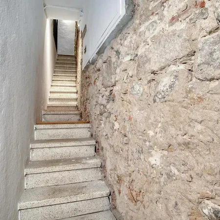 Old Side Two Apartment Girona