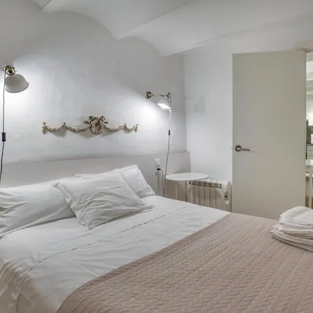 Old Side Two Apartmán *